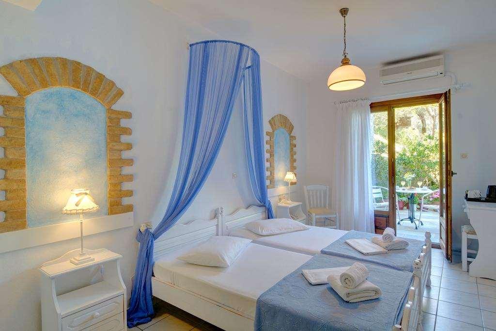 Hotel Agnadi - Horefto Chorefton Quarto foto